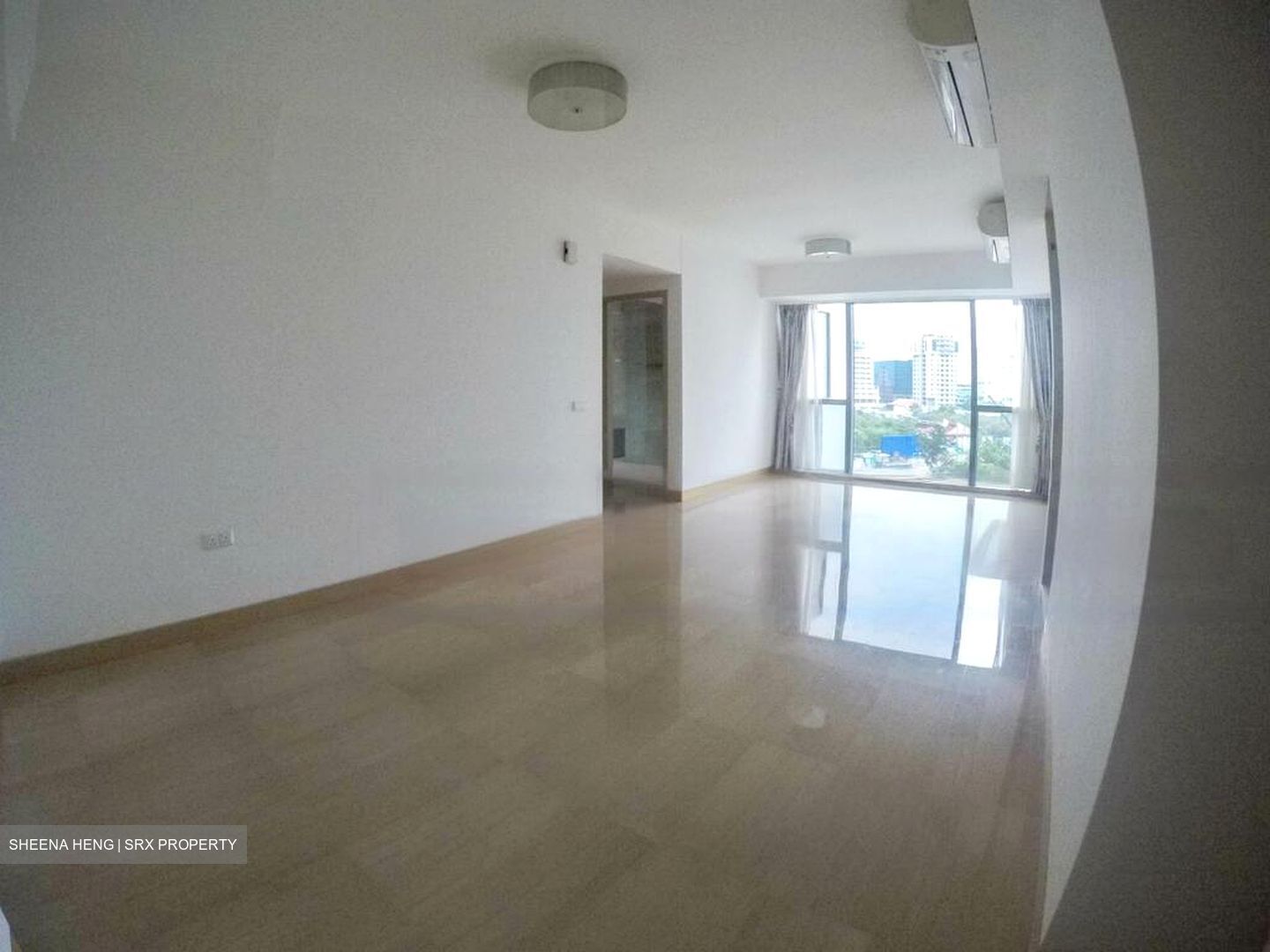 SilverSea (D15), Condominium #639747021